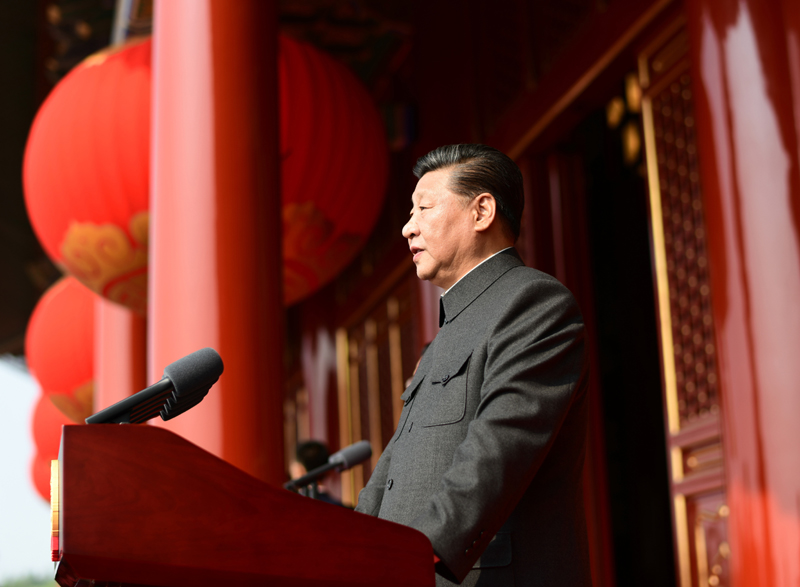 10月1日上午，慶祝中華人民共和國成立70周年大會(huì)在北京天安門廣場(chǎng)隆重舉行。中共中央總書記、國家主席、中央軍委主席習(xí)近平發(fā)表重要講話。